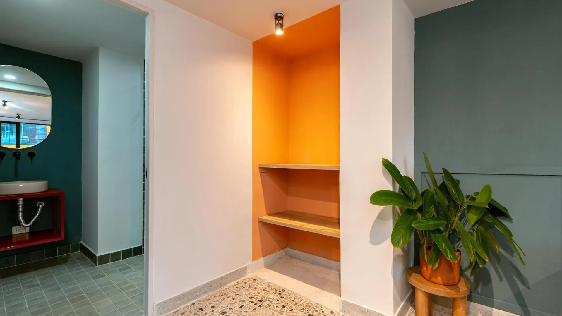 Apartamento Con Balcon, El Poblado Apartment Medellin