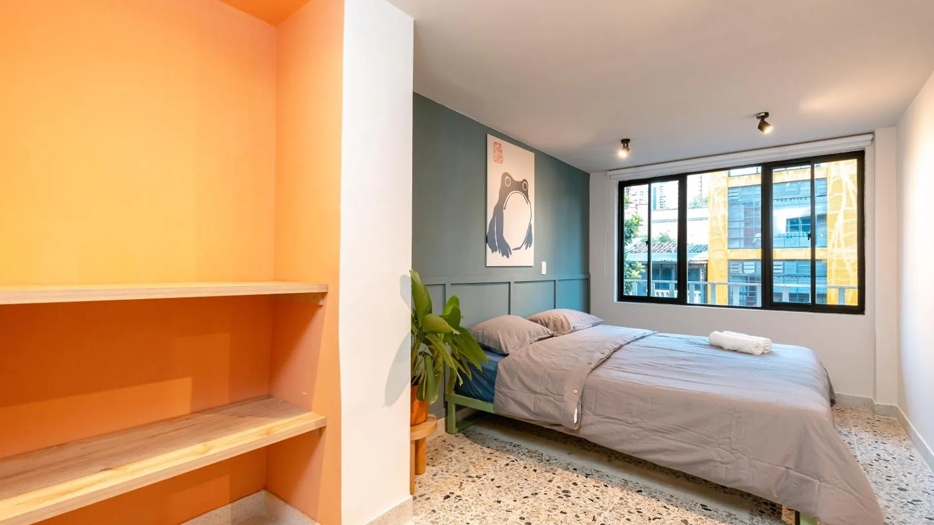 Apartamento Con Balcon, El Poblado Apartment Medellin Colombia